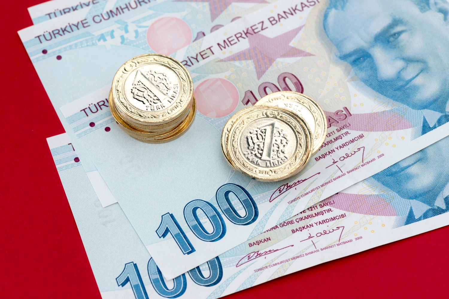Volumes Surge on Turkey's Crypto Exchanges as Lira Tanks ...